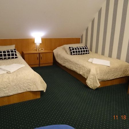 "Arkadia" Bed and Breakfast Ostroleka  Buitenkant foto