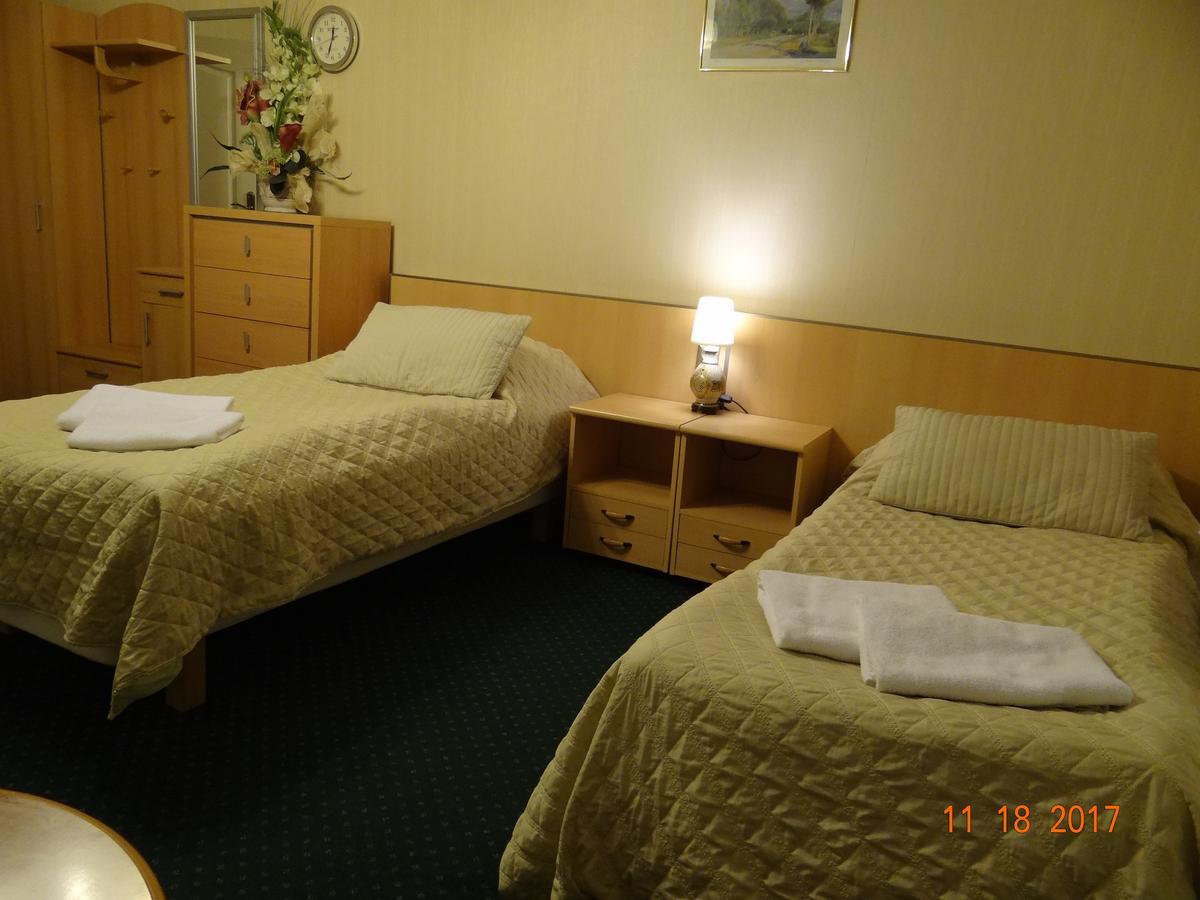"Arkadia" Bed and Breakfast Ostroleka  Buitenkant foto
