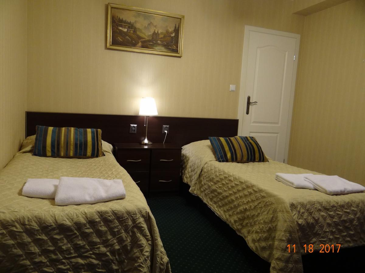 "Arkadia" Bed and Breakfast Ostroleka  Buitenkant foto