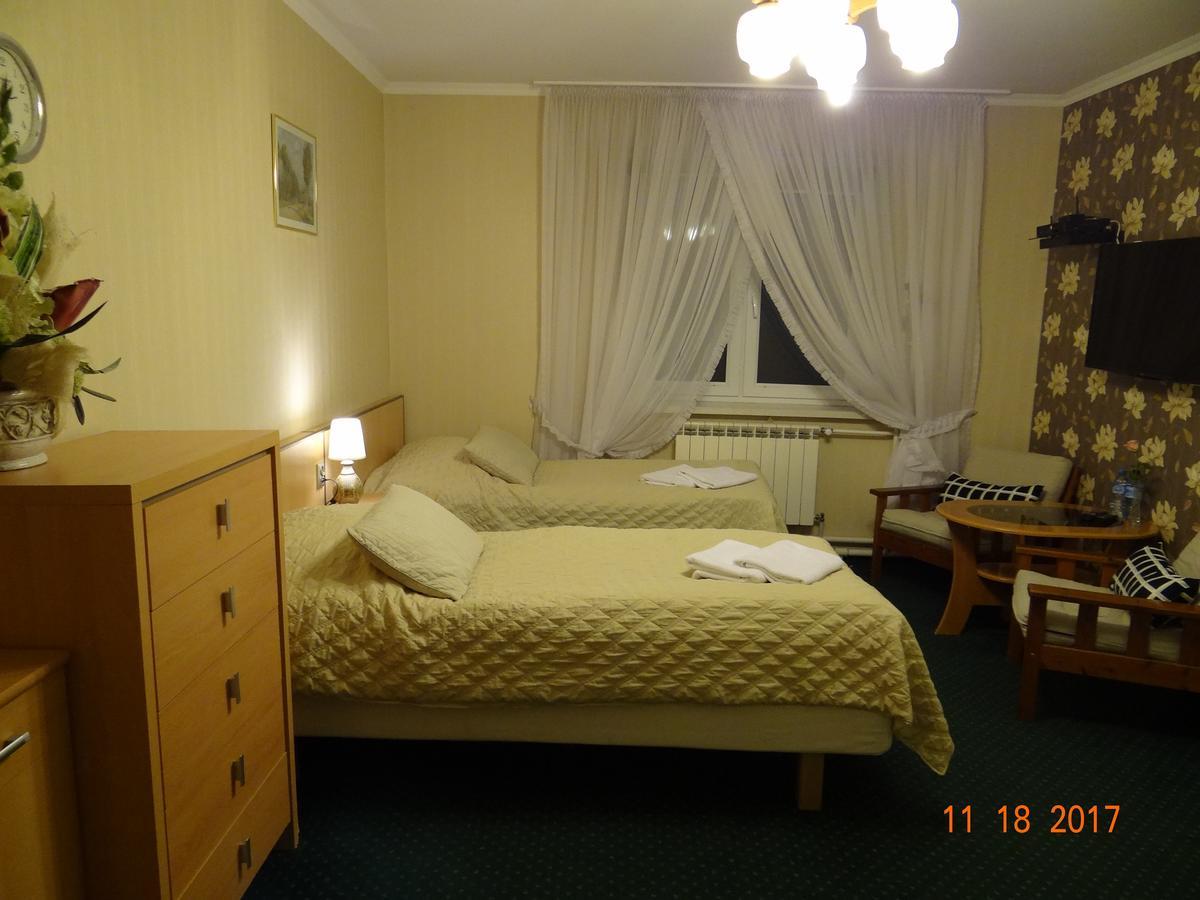 "Arkadia" Bed and Breakfast Ostroleka  Buitenkant foto